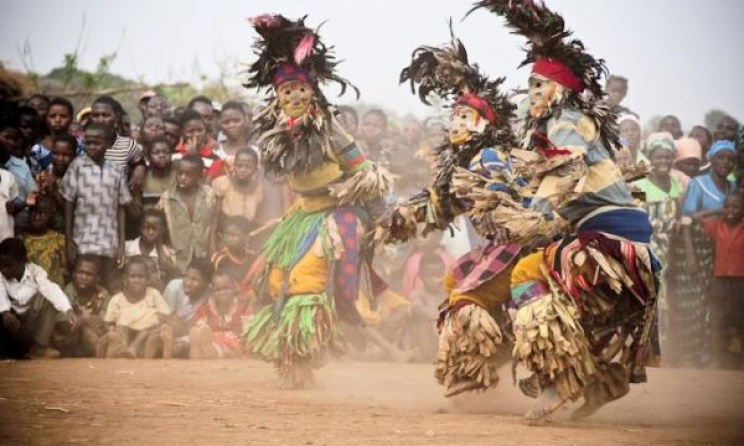 Gule Wamkulu. Photo: www.africawildtruck.com