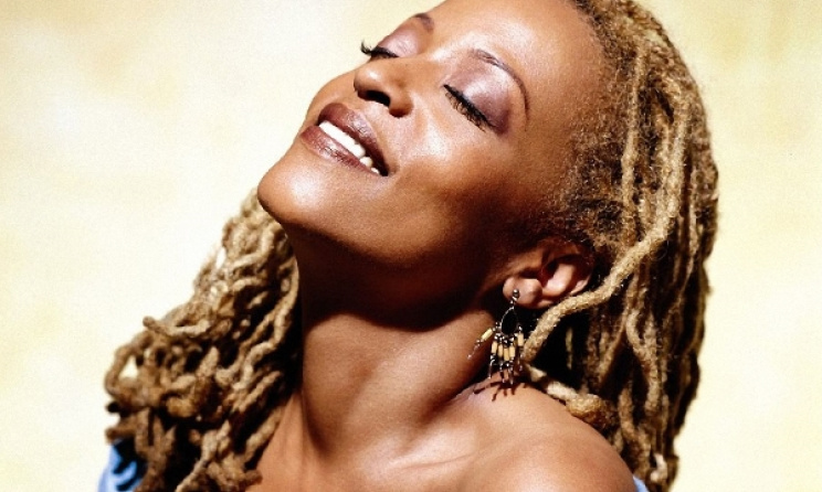 Cassandra Wilson. Photo: www.lifestyleasia.com