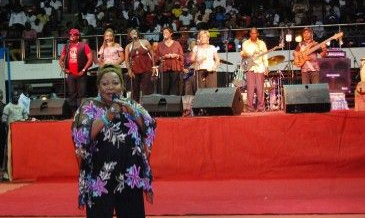 Patience Dabany at Palais de Sports in Yaoundé (Cameroon). photo by Monique Ngo Mayag 