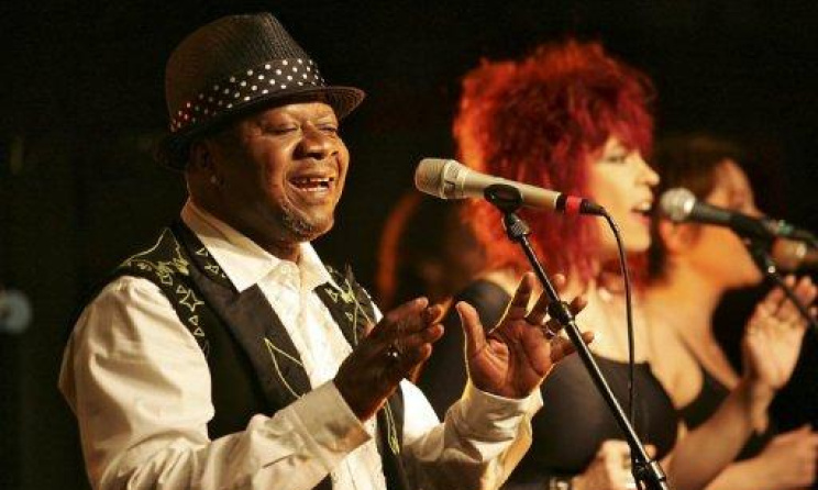 Papa Wemba lors d'un concert. Photo: paperblog.fr