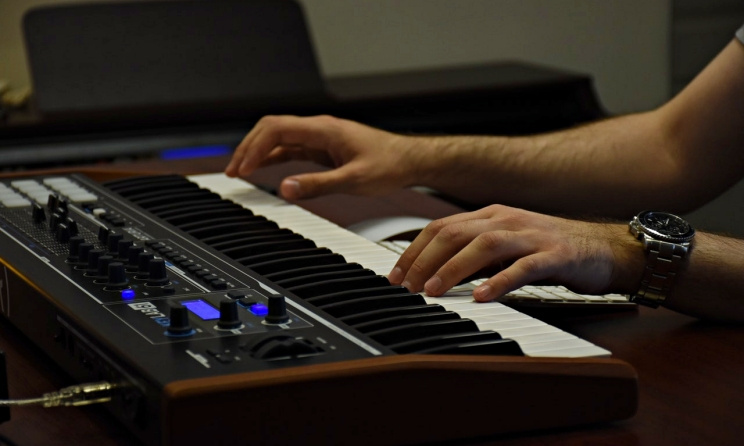 Call for registration Free piano improv lessons for music