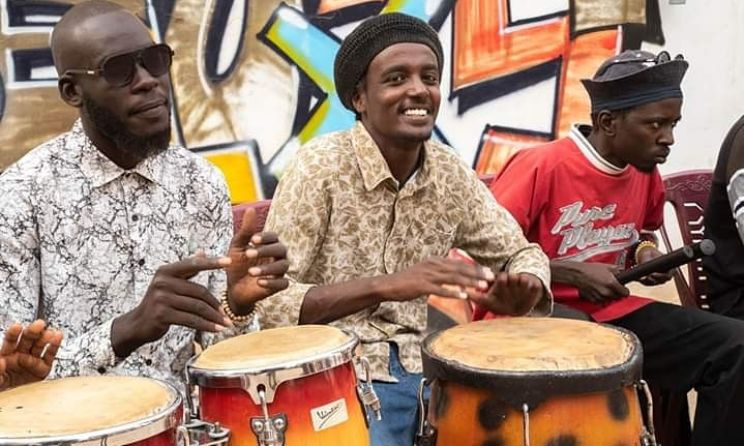 Mga tradisyunal na instrumento sa musika sa SudanMga tradisyunal na instrumento sa musika sa Sudan  