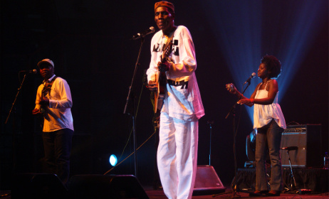 Oliver Mtukudzi. Photo By David Durbach