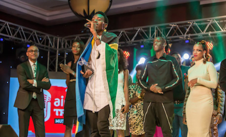 Mayunga Nalimi. Vainqueur de la première édition de Trace Music Star. (ph) Afrik.com