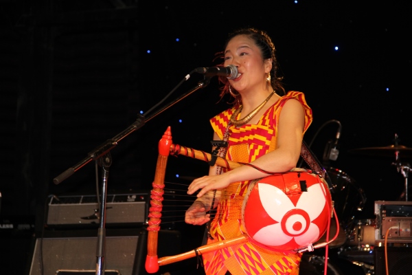 Anyango performing at The GoDown Arts Centre, Nairobi
