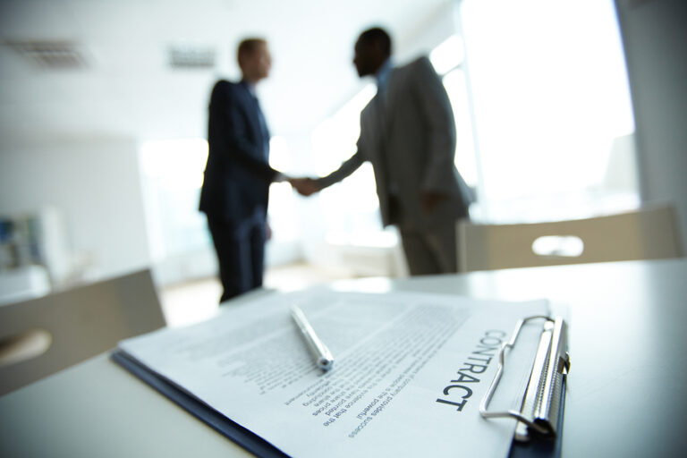 Le contrat protège et sécurise l'artiste musicien © www.exitpromise.com