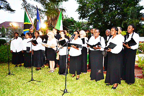 Dar Choral Society (DCS)