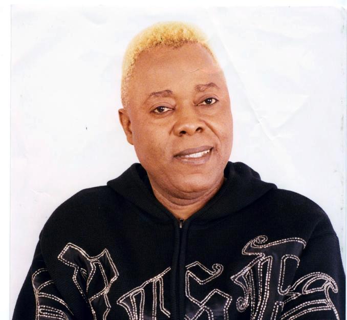 King Kester Emeneya, le chanteur congolais est mort en 2014. source (ph) www.voicedafrique.com