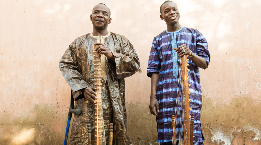 Toumani and Sidiki Diabaté. Photo: www.toumaniandsidiki.com
