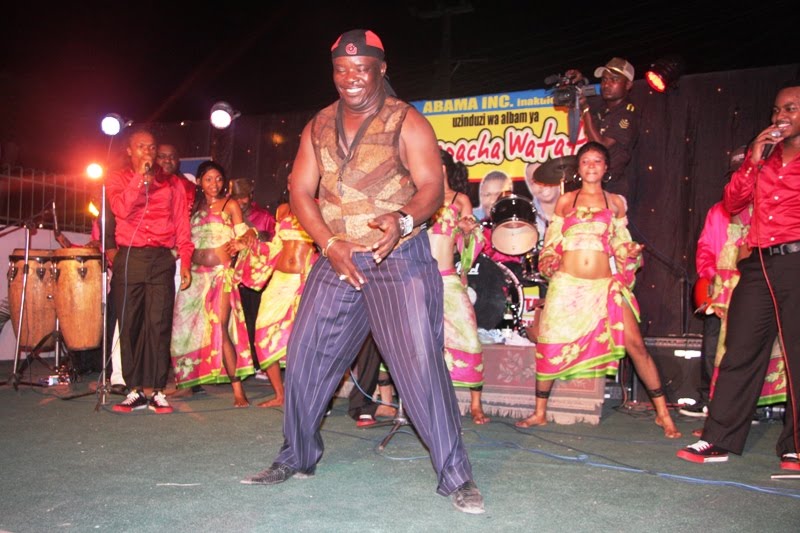Mafumu Bilali Bombenga & AfroBeats Band