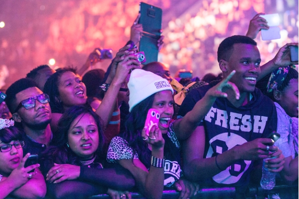 Photo: mama.mtv.com