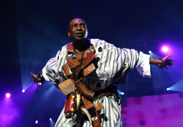 Youssou N'Dour à Bercy (ph) www.la-croix.com