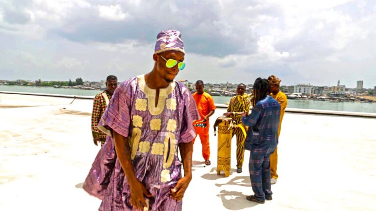 (Ph) Cyano & le Gangbe Brass Band