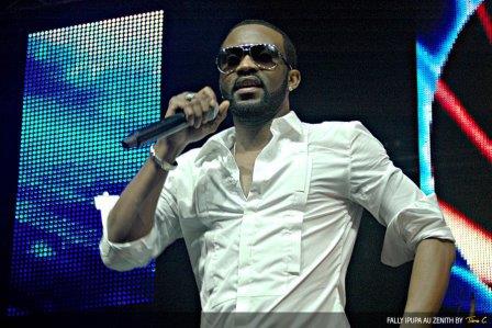 Fally Ipupa, l'artiste congolais est nominé aux African Muzik Magazine Awards.(ph) 5 minutes infos