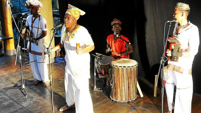 Antakarana, a band from Madagascar. photo by Le Télégramme