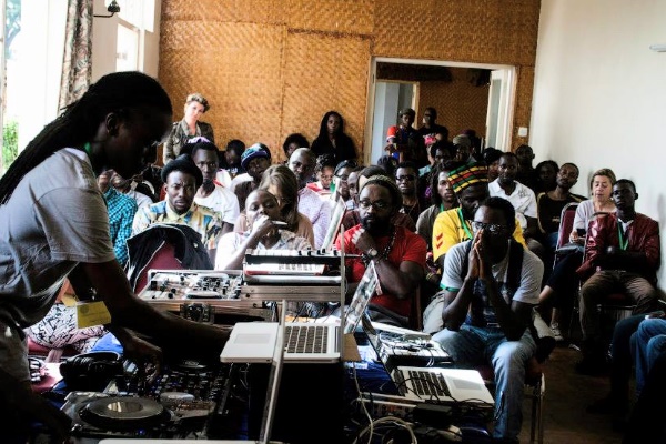 A workshop with Santuri Safari at DOADOA in Uganda in 2014. Photo: DOADOA