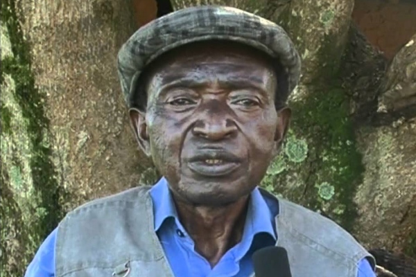 Kenyan artist Gabriel Omolo. Photo: www.youtube.com
