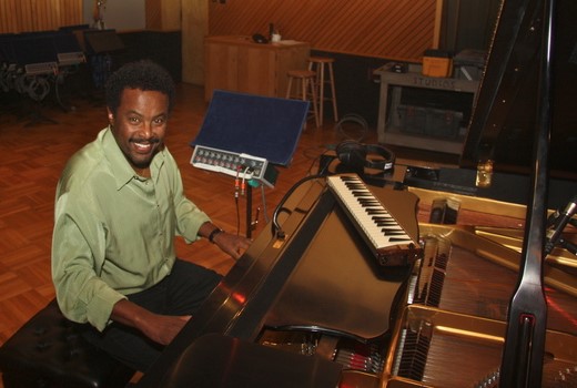 Ethiopian artist Elias Negash. Photo: www.tadias.com
