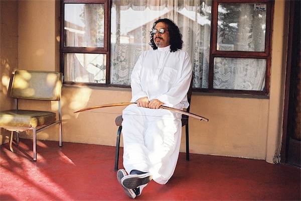 Hilton Schilder outside his home in Cape Town. Photo © Franziska Anastasia Lentes