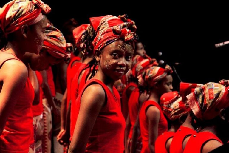 Malagasy gospel choir. Photo: TV sur Erdre