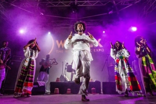 Le groupe éthiopien Ethiocolor lors de sa performance au WOMEX en 2014. photo Yannis Spathas / www.womex.com