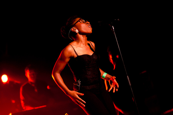 Asa is set to perform live in Lagos. Photo: Flickr