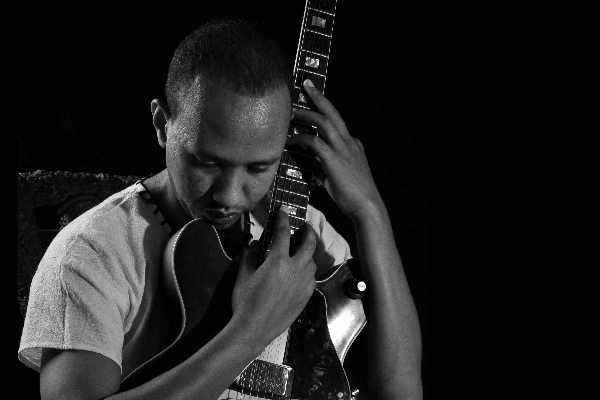 Ethiopian jazz guitarist Girum Gizaw. Photo: www.girumgizaw.com