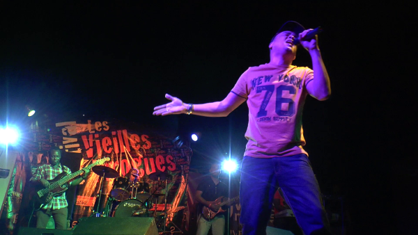 (Photo) : Philip Monteiro à l'occasion de la 2e édition du festival Les Vielles Pirogues