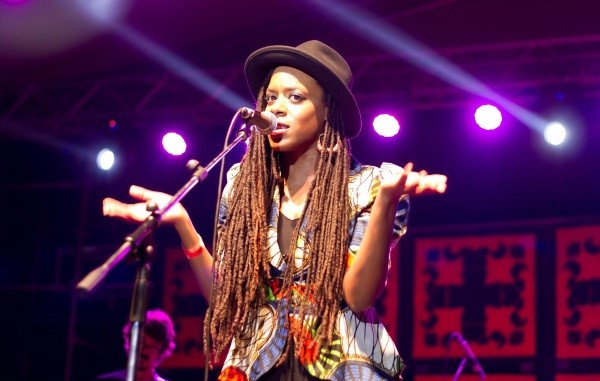 Akua Naru on Stage at Bayimba Festival. Photo by Twenty  Moments.