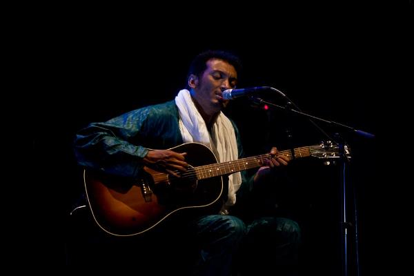 Niger guitarist Bombino. Photo by R. Perobelli
