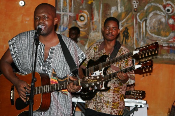 Members of Wahapahapa band from Tanzania. Photo: www.busaramusic.org