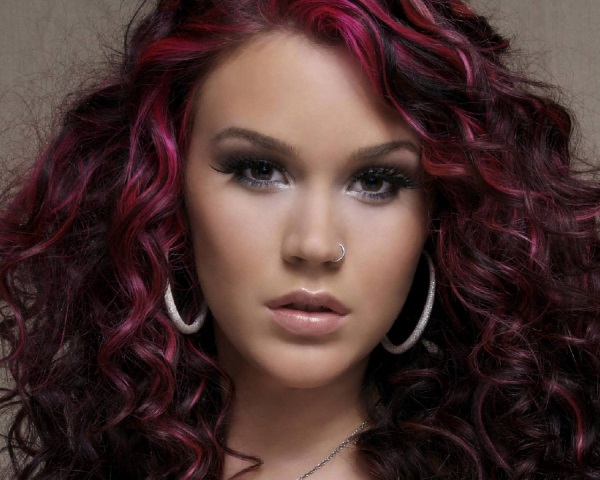 British songstress Joss Stone. Photo:www.wallpapersafari.com