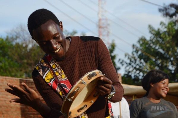 A participant at a music project in Malawi. Photo: www.music-crossroads.net