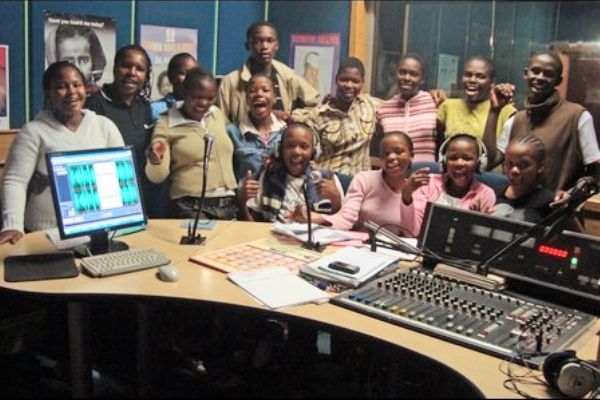 L'enregistrement d'une émission de radio pour enfants au Swaziland. Photo : news.bbc.co.uk