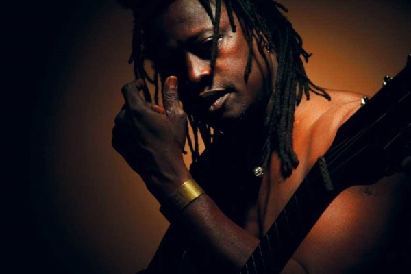 Habib Koité (Photo) : Facebook Officiel Festival Africa Fête Sénégal