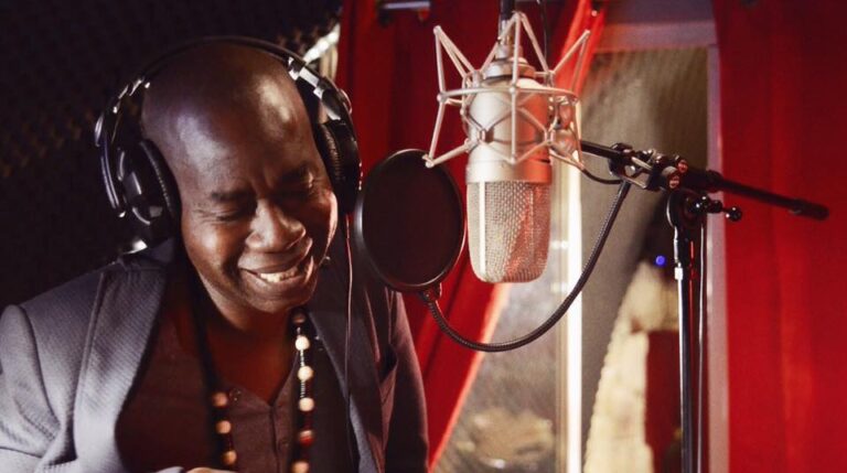 Woz Kaly en studio