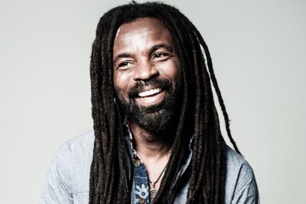 Rocky Dawuni. Photo: www.transafricaradio.net