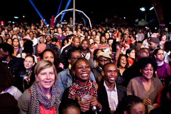 Music fans enjoy a performance at a previous Azgo edition.