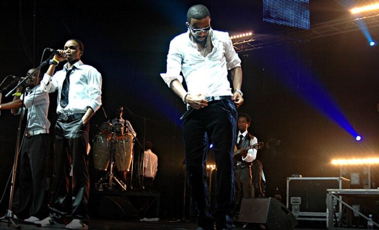 Fally Ipupa lors d'un concert. Photo: DR