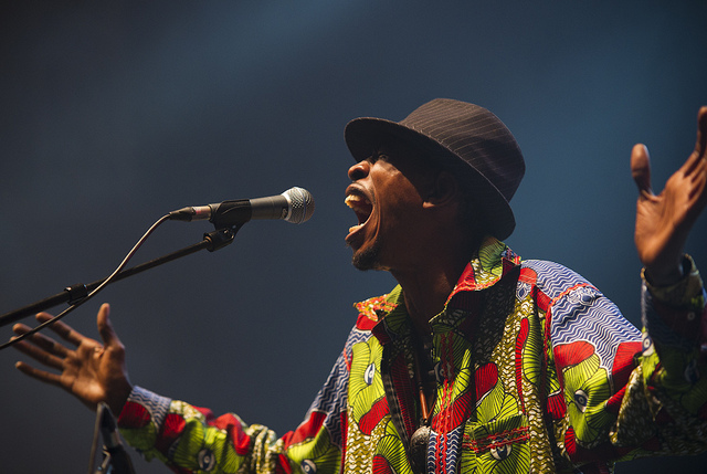 Jupiter Bokondji pendant un concert. Photo: DR