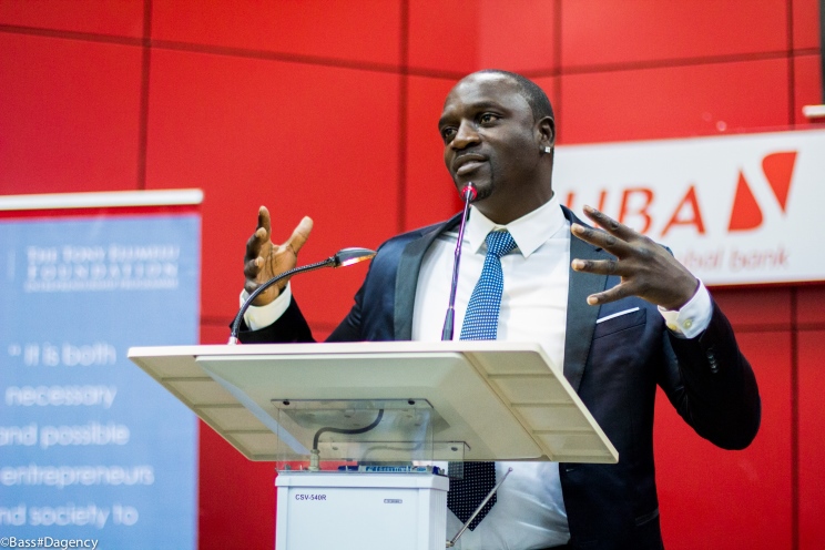 Akon. (Photo) : akonlightingafrica