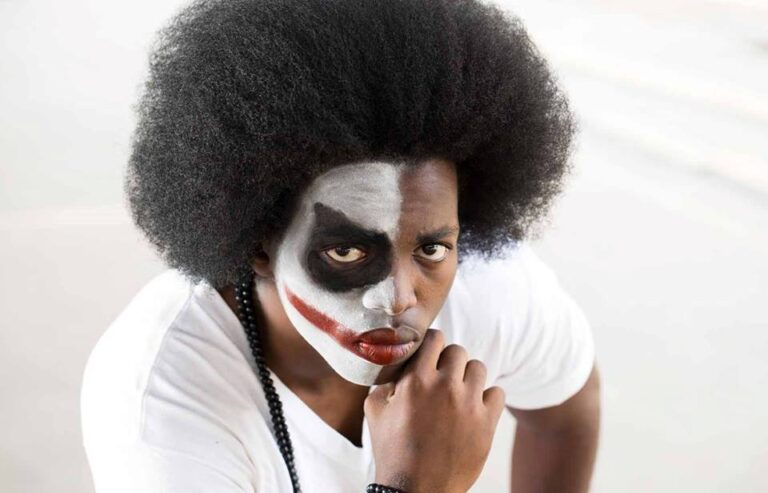 Bateul. Jeune rappeur de la RDC. Photo: Goethe-Institut/Catherine Trautes.