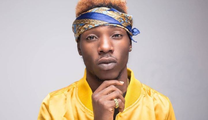 Davolee's Festival Bar tells a Lagos story in Yoruba rap.