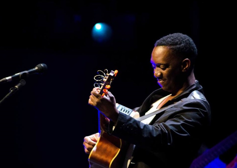 Moli Mokelenge lors d'un concert. Source: Facebook.