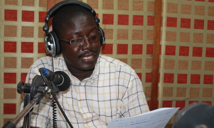 Radio is the major player in promoting and distributing music in Sierra Leone. Photo: UNDP