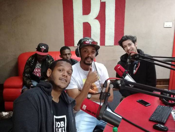 Le groupe Zilwala lors de son passage à Radio One (Île Maurice). Source: Facebook