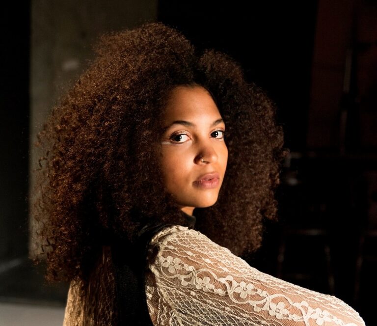 Giulia Grispino, chanteuse originaire de la RDC, sort son premier EP en novembre prochain. Photo: DR