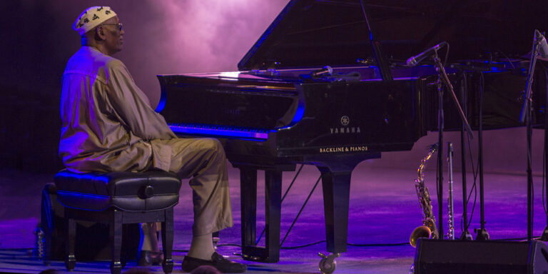 Le pianiste Randy Weston à Vienne ( Photo ) : francetvinfo.fr