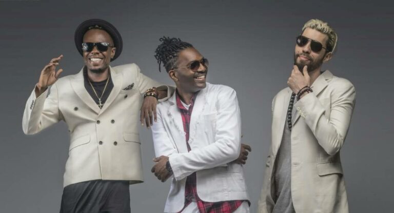 Depuis son retour sur scène en 2015, X-Maleya enchaîne des collaborations avec les jeunes artistes du continent. Source photo: page Facebook du groupe.