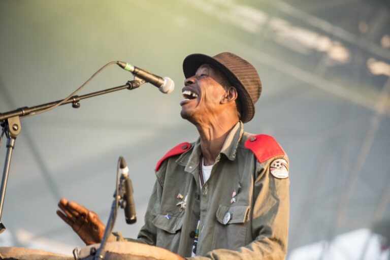 Jupiter Bokondji est parmi les artistes attendus au Festival Africolor 2017. Photo: DR